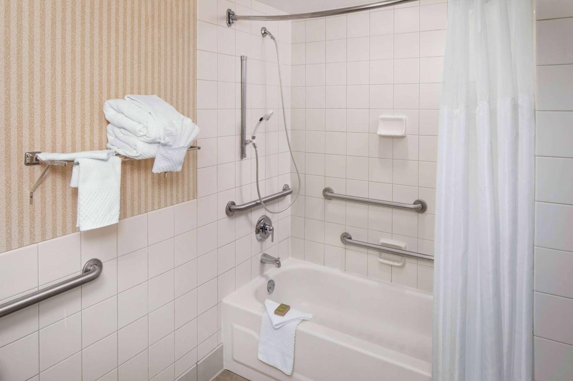 Wyndham Independence Hotel Eksteriør billede